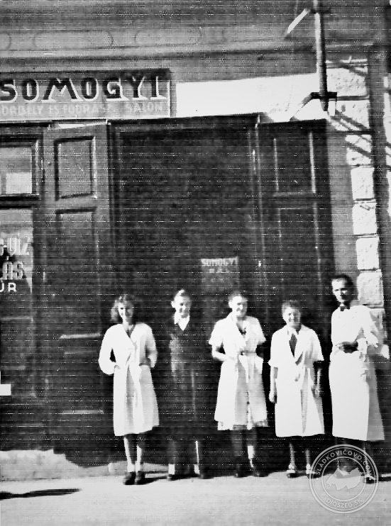 Holičstvo a kadernícky salón SOMOGYI na Abrahámskej ceste.