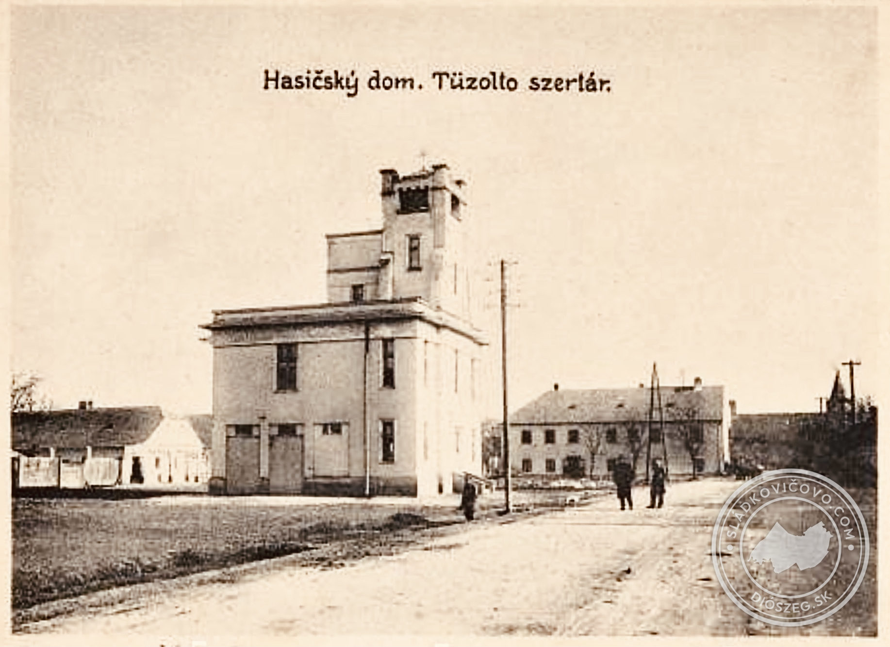 A Fő utcán a múlt század 20-as éveiben.